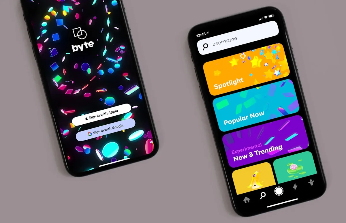 Maquettes UX/UI d'une interface web et mobile conçues par un designer